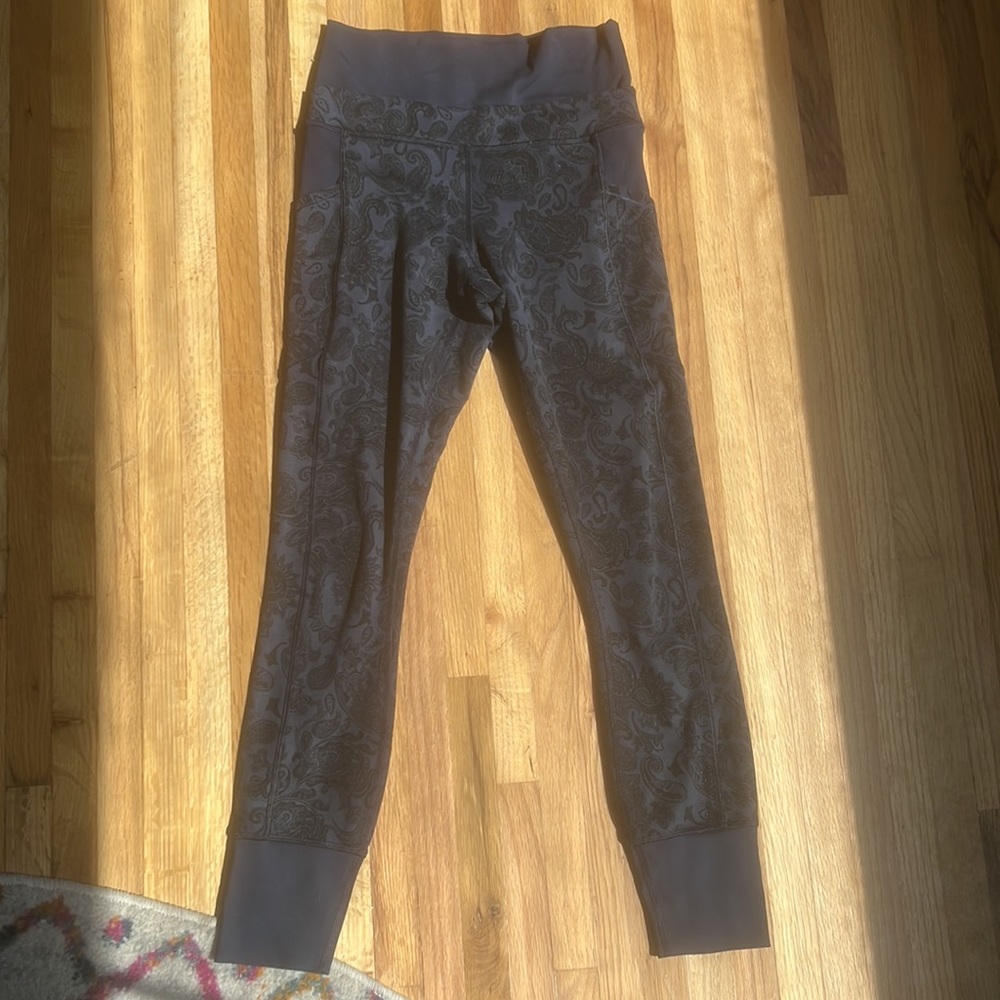 LULULEMON Black & Blue Paisley Printed Leggings